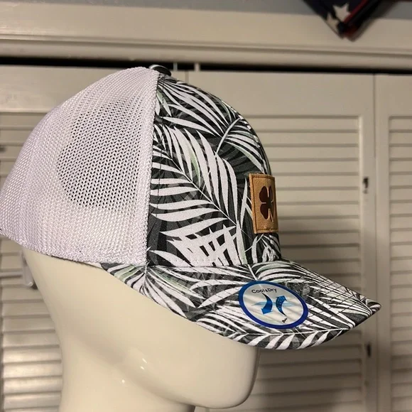 Black Clover Berkeley Tropical white mesh Size Adjustable SnapBack - Picture 4 of 9